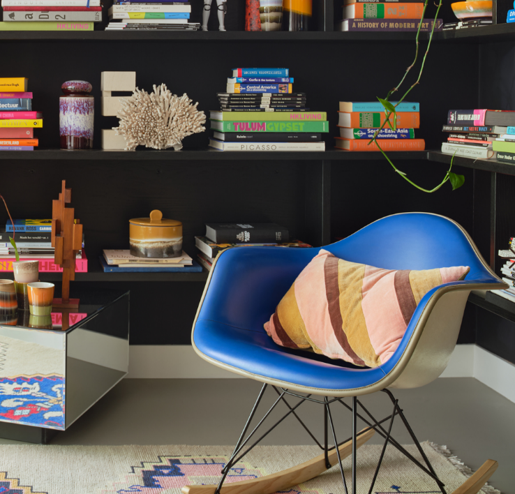 Raidallinen samettityyny