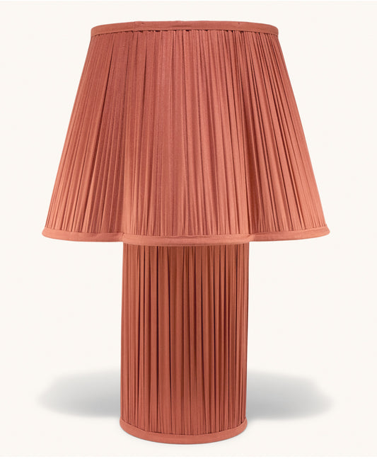 Silkkinen pöytävalaisin Bronze